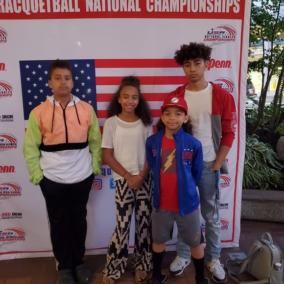 Meet your Posher, Hardy - Picture 1 of 1